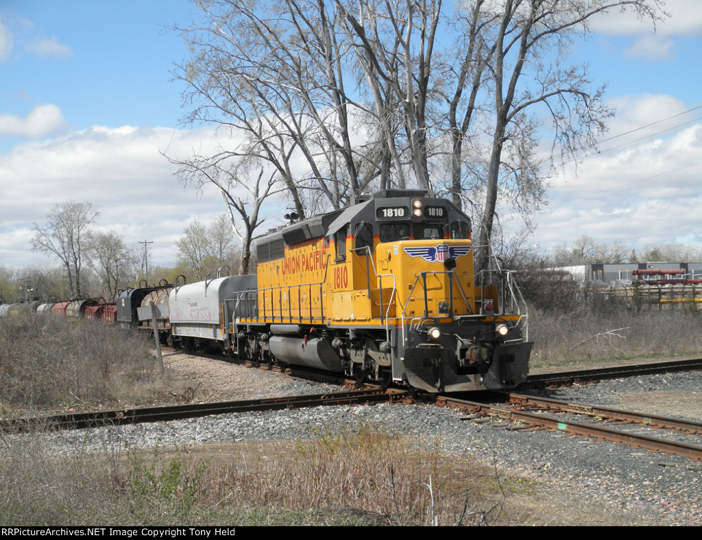 Crossing The Old MN&S